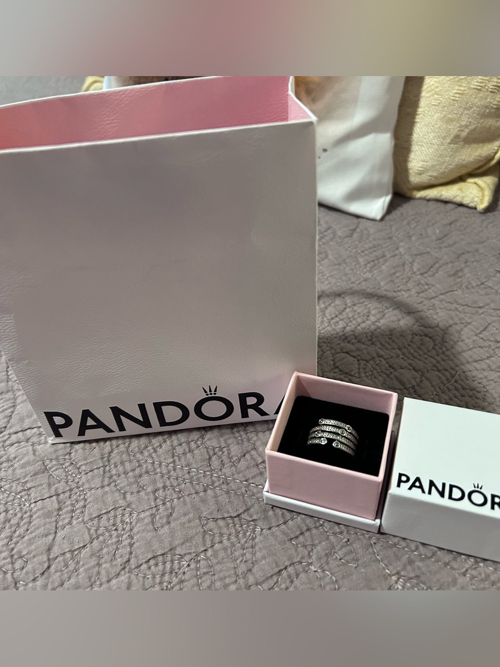Pandora Shimmering Ocean Ring Frosty Blue Sz 7.5